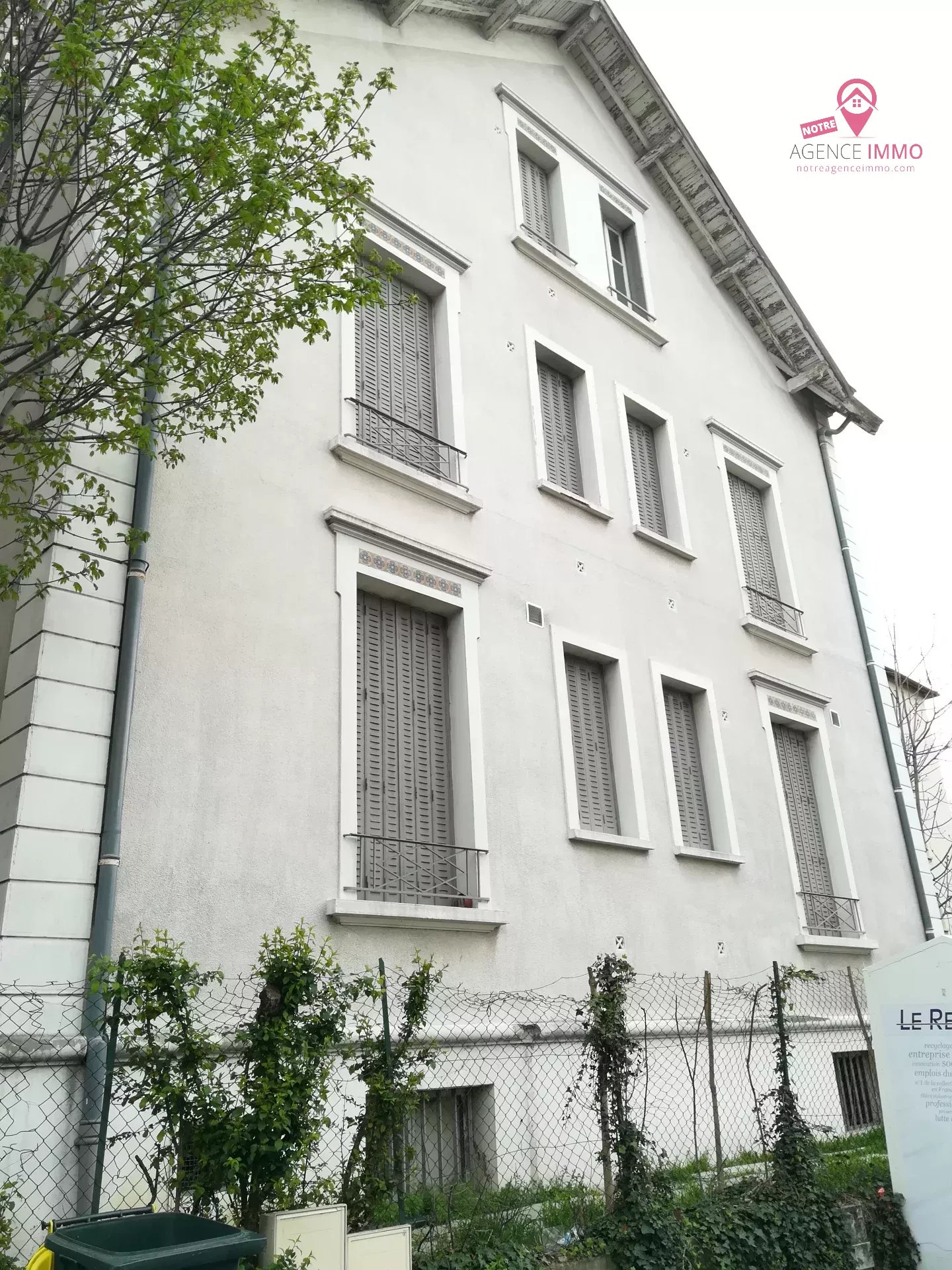 Studio VILLEURBANNE proximité La Doua