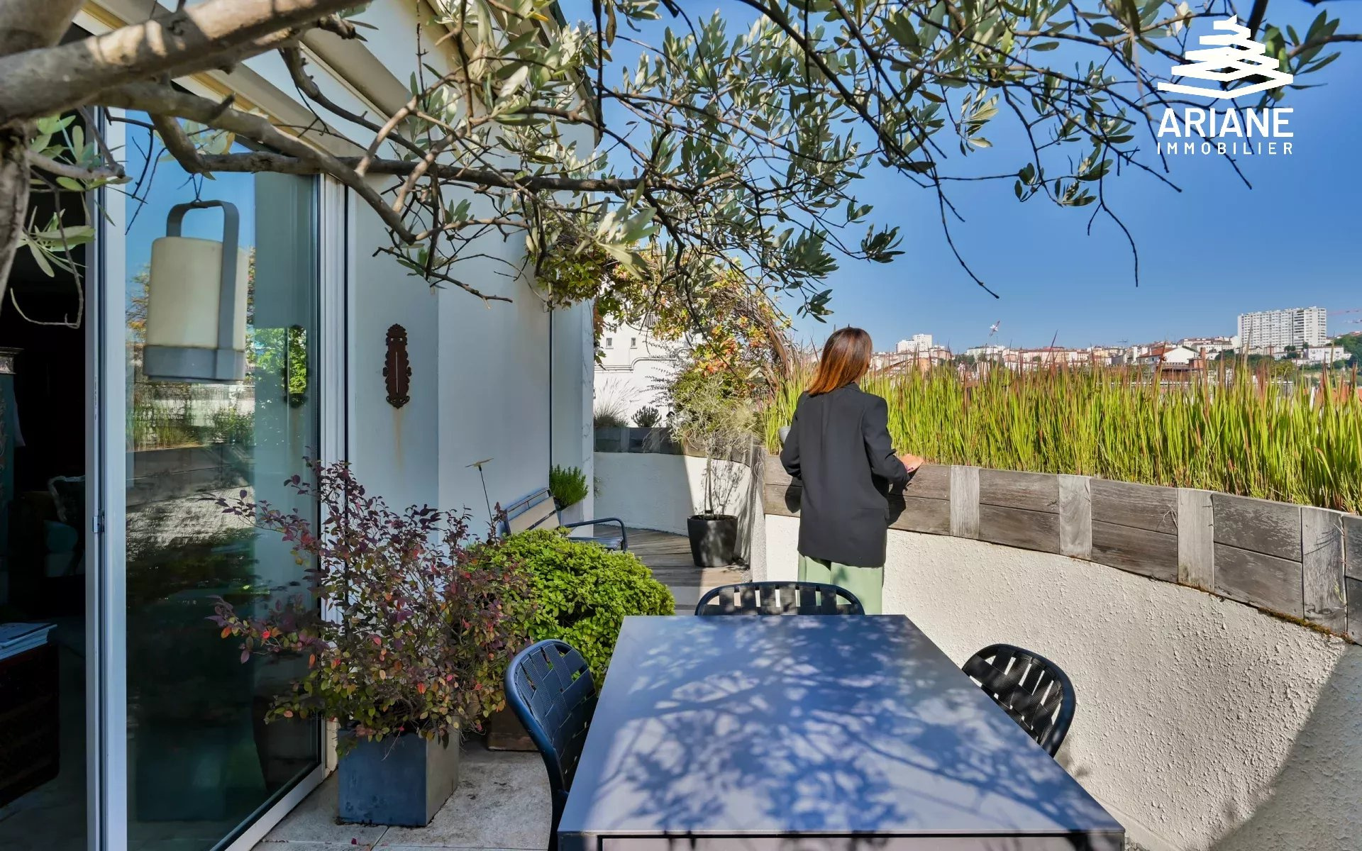 LYON 6ème DERNIER ETAGE